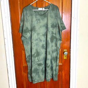 D & CO WOMANS DRESS